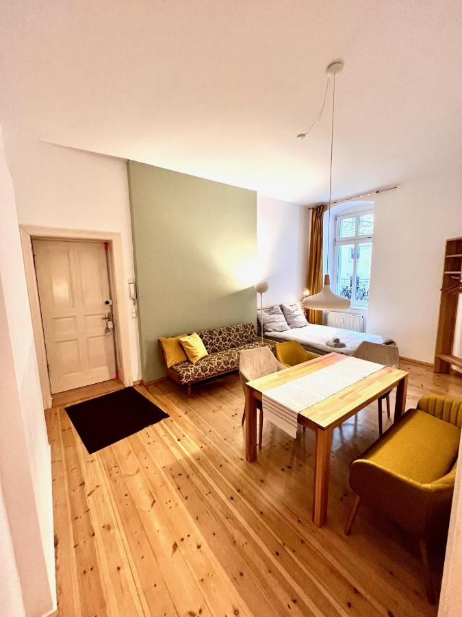 Gemuetliche 2-Zimmer-Wohnung Zentral Friedrichshain Βερολίνο Εξωτερικό φωτογραφία