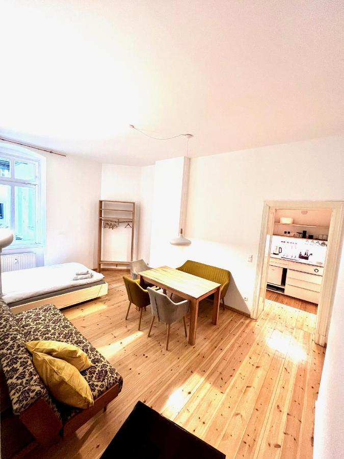 Gemuetliche 2-Zimmer-Wohnung Zentral Friedrichshain Βερολίνο Εξωτερικό φωτογραφία